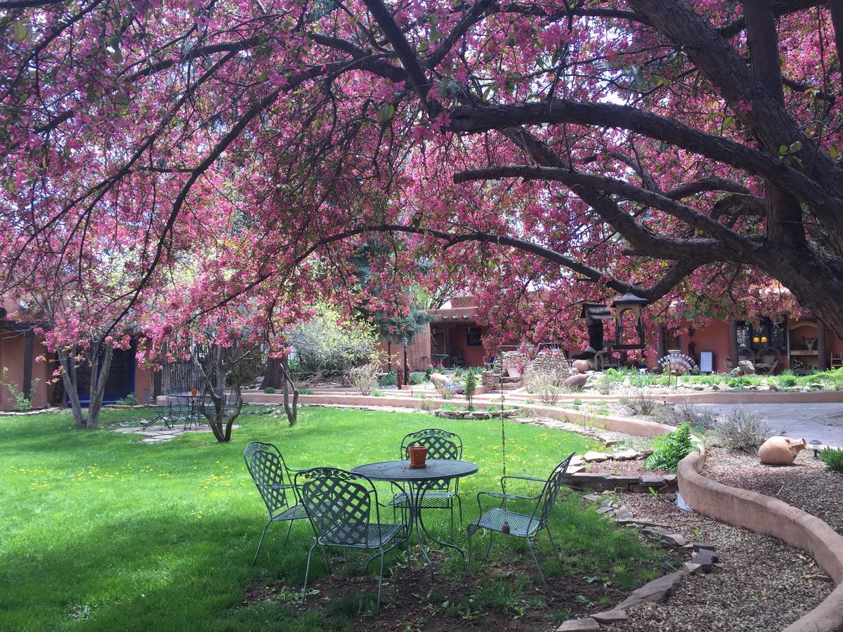 Adobe&Pines Inn Bed&Breakfast Ranchos de Taos Exterior foto